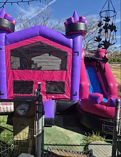 Dry or wet jumper slide for 11 and under years of age